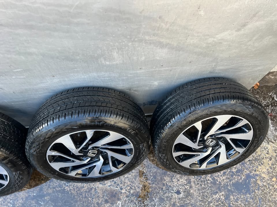 Honda Civic 16" Alloy Wheels with Tyres
