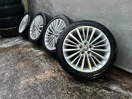 Holden Astra 17” Alloy Wheels with Good Tyres