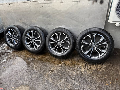 Honda CRV 18" Alloy Wheels with Excellent Tyres