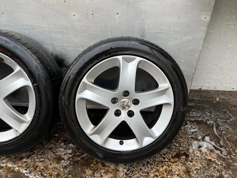 Peugeot 17" Alloy Wheels with Tyres Set of 5