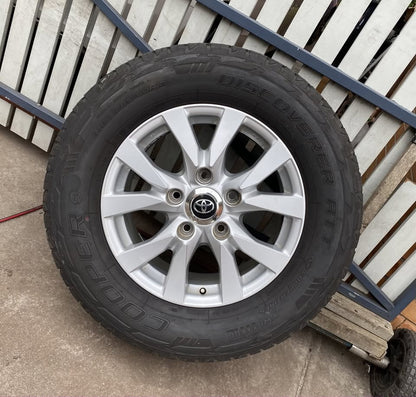 Toyota Landcruiser 200 Series Wheel Set or Single with Tyre *Delivery*