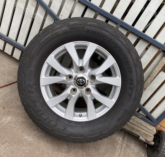 Toyota Landcruiser 200 Series Wheel Set or Single with Tyre *Delivery*