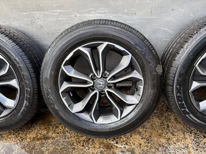 Honda CRV 18" Alloy Wheels with Excellent Tyres