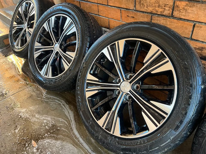 Mitsubishi Outlander 18" Alloy Wheels with Good Tyres