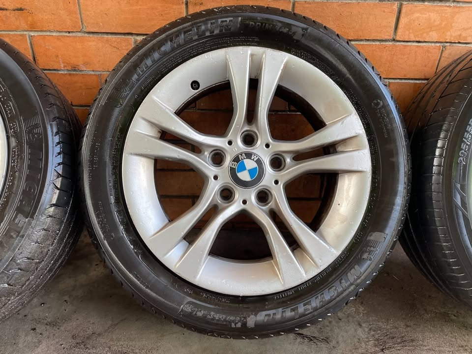 BMW 16" Alloy Wheels with Very Good Tyres