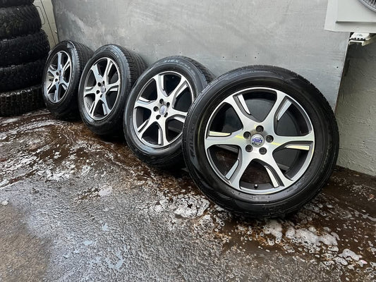 Volvo V60 18” Alloy Wheels with Excellent Tyres