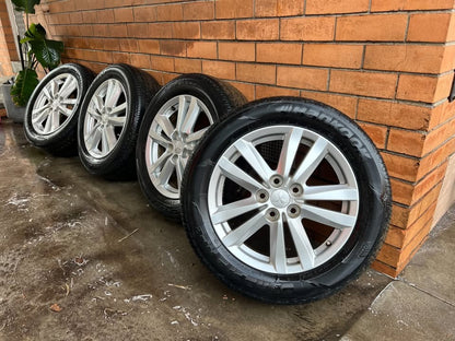 Mitsubishi ASX 17" Alloy Wheels with Excellent Tyres