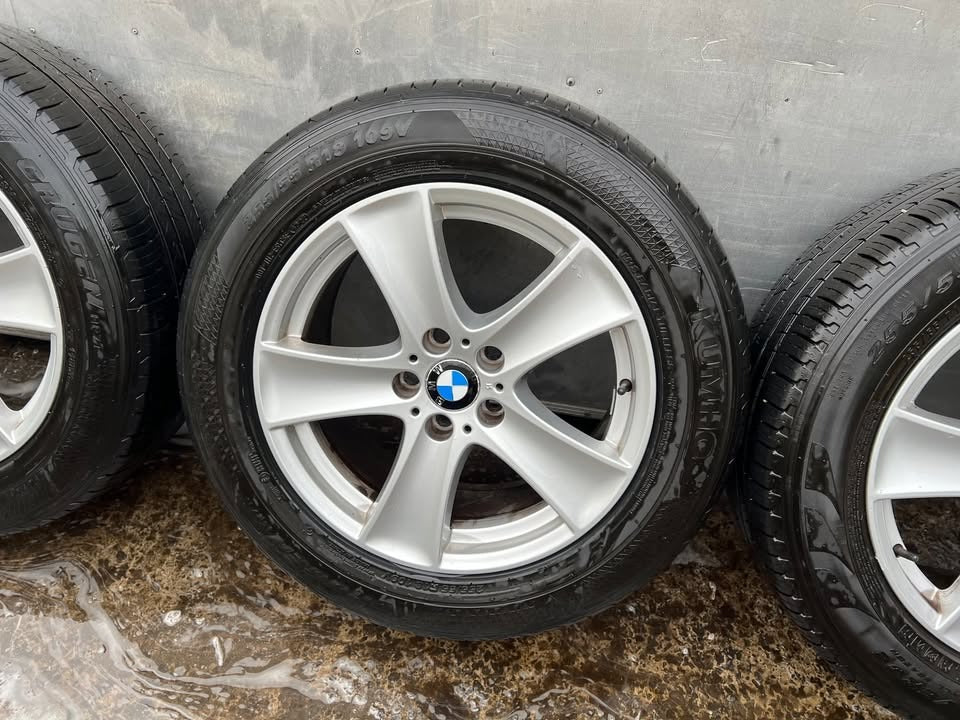 BMW 18” Alloy Wheels with Tyres
