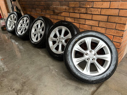 Lexus 18" Alloy Wheels with Excellent Bridgestone Tyres