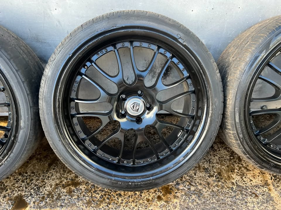 Madina Forged 22” Alloy Wheels with Good Tyres