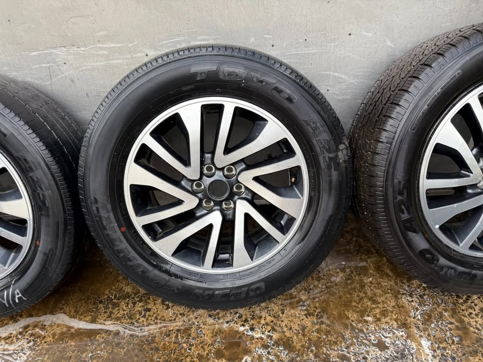 Nissan Navara NP300 18" Alloy Wheels with Tyres