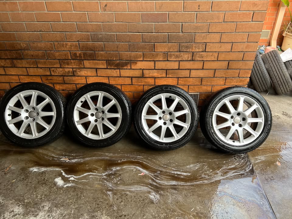 Audi 17” Alloy Wheels with Like New Tyres