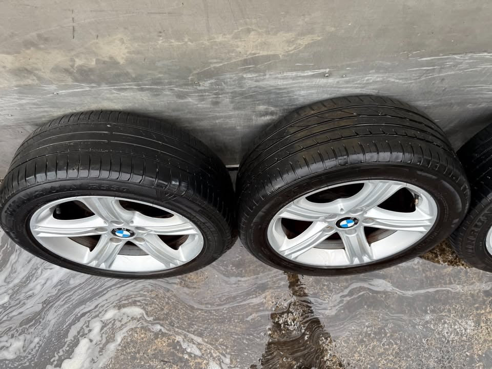 BMW 3 Series 17" Alloy Wheels with Good Tyres