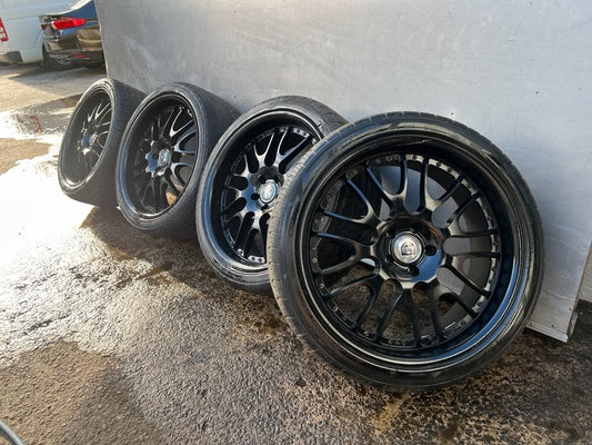 Madina Forged 22” Alloy Wheels with Good Tyres