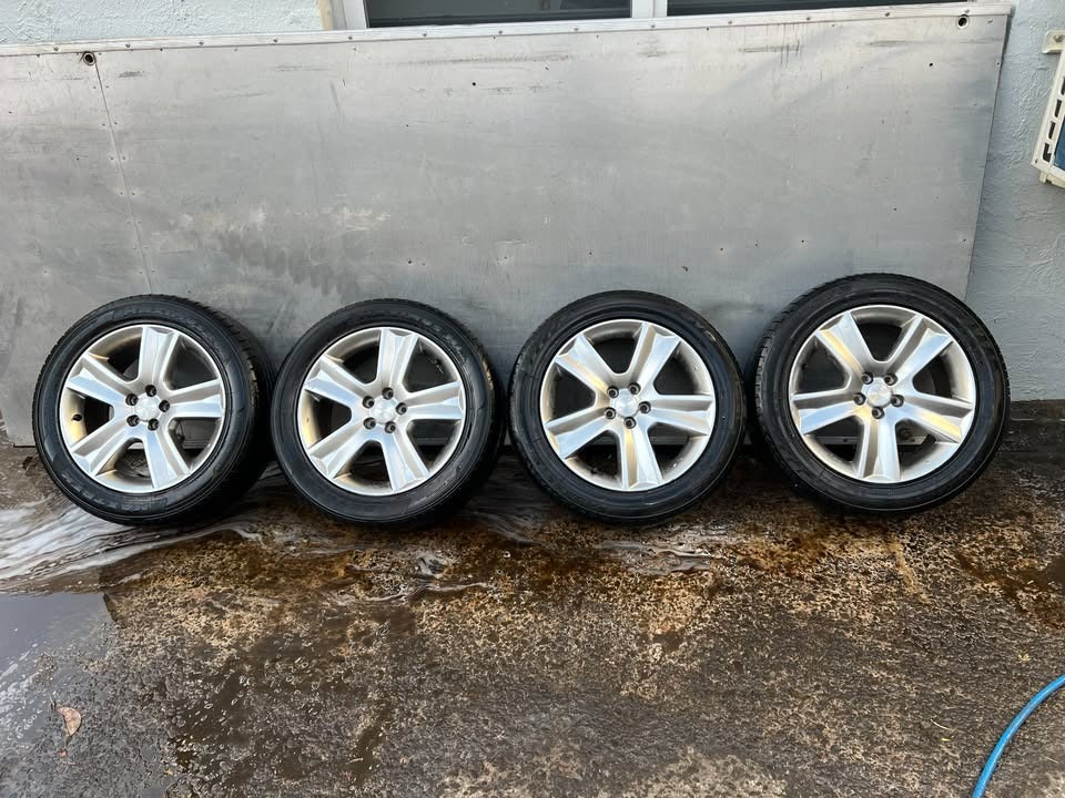 Subaru Outback 17” Alloy Wheels with Good Tyres