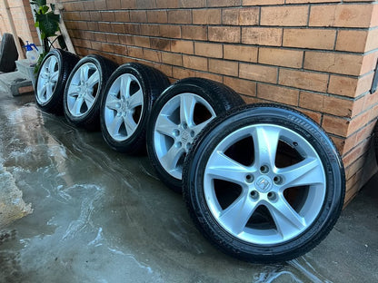 Honda 17" Alloy Wheels with Bridgestone Tyres