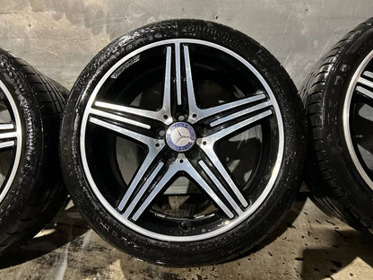 Mercedes AMG 18" Alloy Wheels with Excellent Tyres