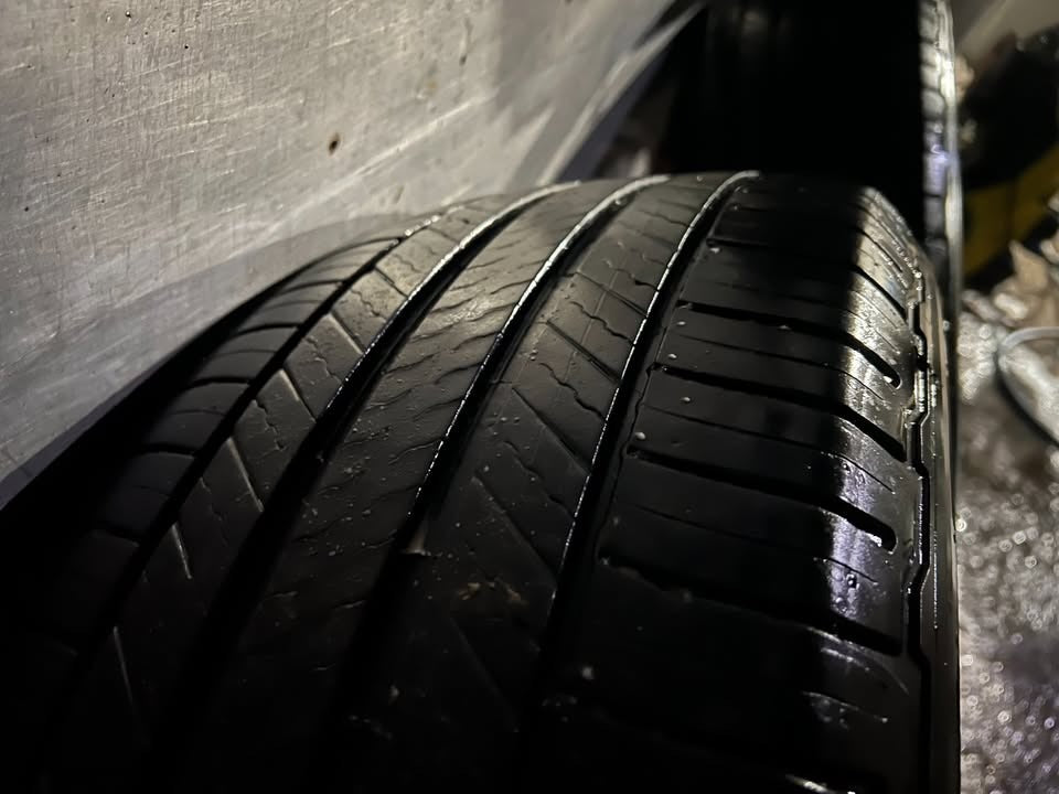 Toyota Kluger 19” Alloy Wheels with Michellin Tyres