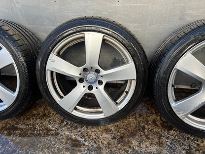 Mercedes Benz 18" Alloy Wheels with Excellent Tyres