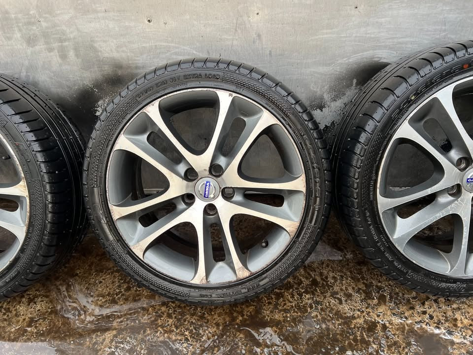 Volvo V50 S40 18" Alloy Wheels with Good Tyres