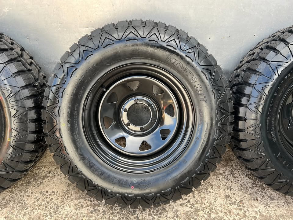New 33” Rugged Terrain Tyres on 6 Stud Rims