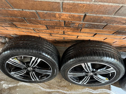 MG 17” Alloy Wheels with Good Tyres