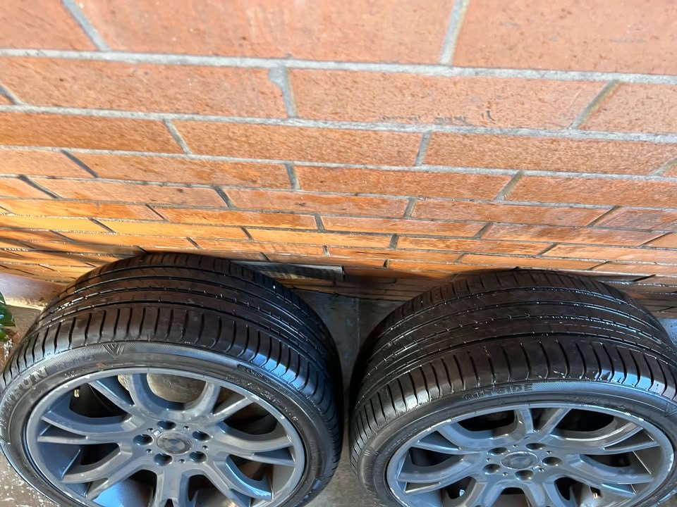 BMW M Sport 19" Staggered Alloy Wheels with Excellent Tyres