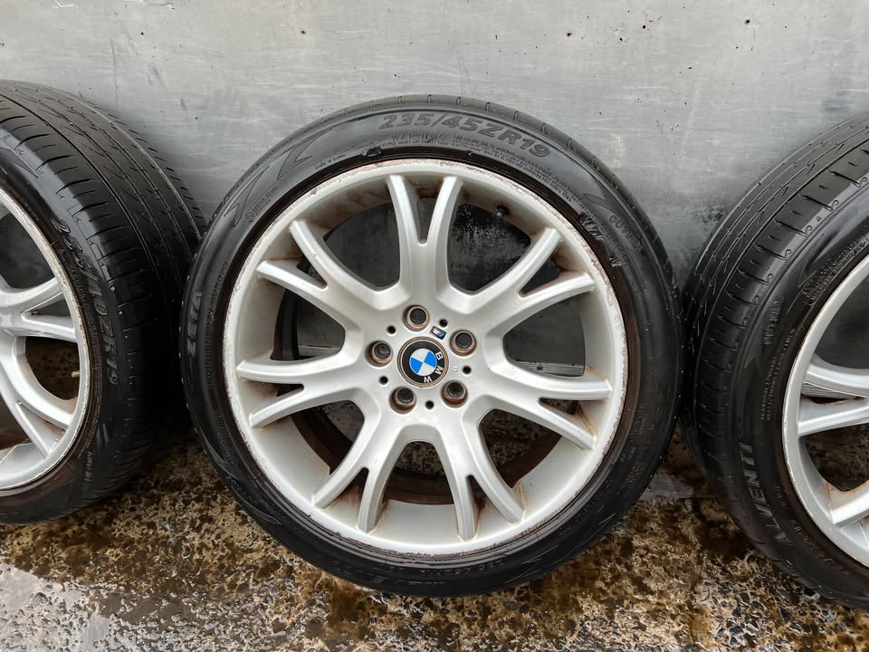 BMW Staggered M Sport 19" Alloy Wheels with Tyres