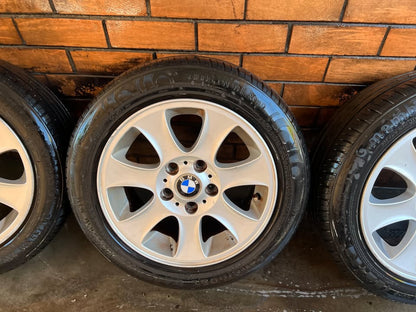 BMW 16" Alloy Wheels with Excellent Tyres