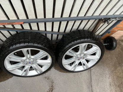 Volvo 20" Alloy Wheels with Excellent Tyres