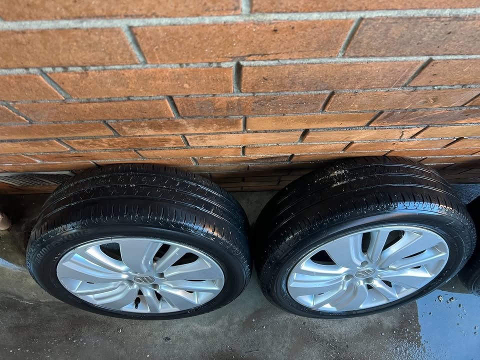 Suzuki Swift 4 Stud 16" Alloy Wheels with Tyres