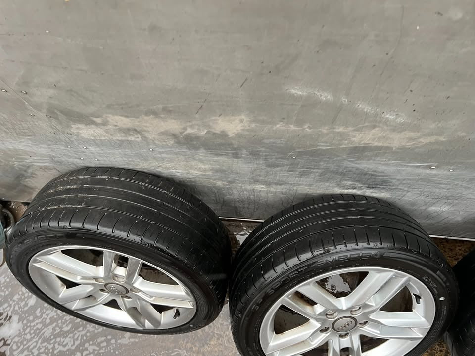 Audi 17" Alloy Wheels with Tyres