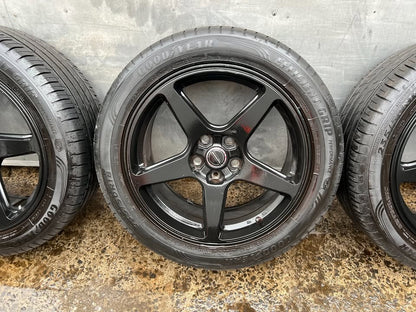 Auscar 18” Black Alloy Wheels with Good Tyres