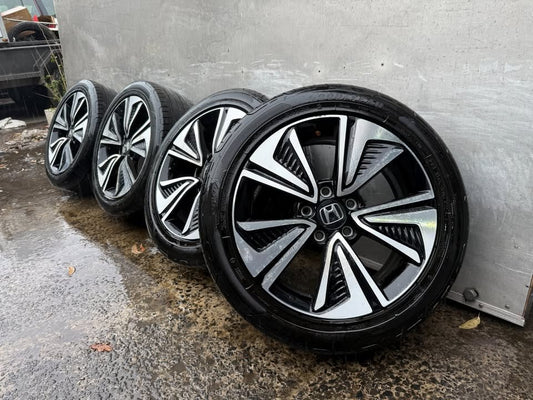 Honda Civic/Accord/HRV 17" Alloy Wheels with Tyres