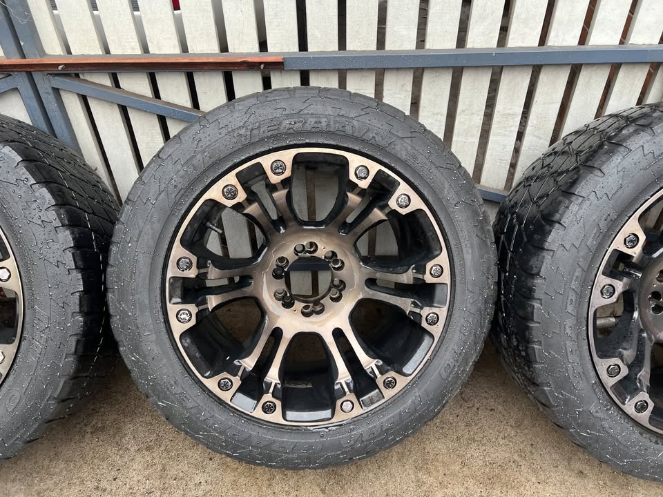 Hussla 6 Stud Bronze 20" Alloy Wheels with Nitto Tyres