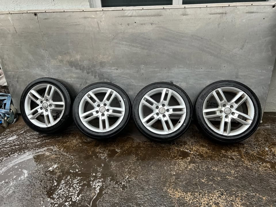 Audi 17" Alloy Wheels with Tyres