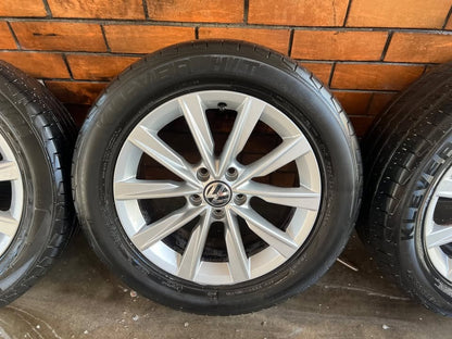 Volkswagen 17" Alloy Wheels with Tyres