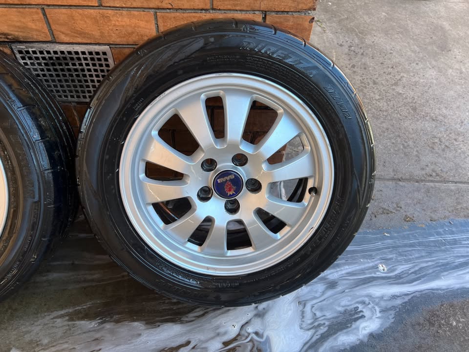 SAAB 5 Stud 16" Alloy Wheels with Good Tyres