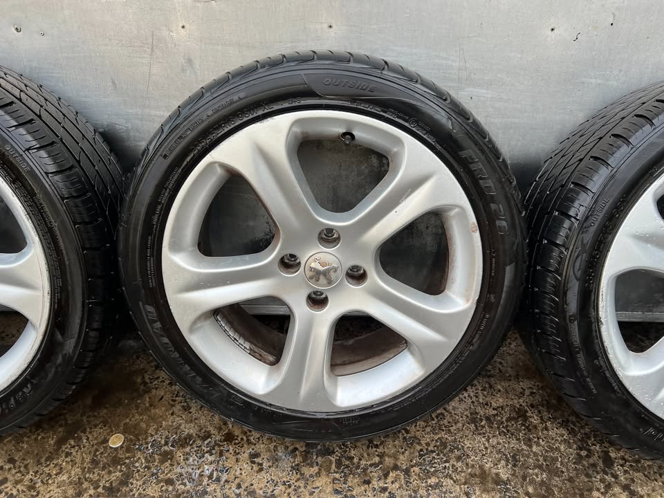 Peugeot 18" Alloy Wheels with Good Tyres