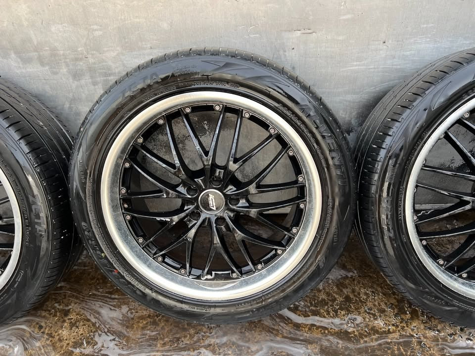 Icon 20 Inch Alloy Wheels with Tyres *Delivery*