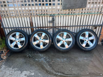 Jeep Cherokee 20" Alloy Wheels with Kumho Tyres