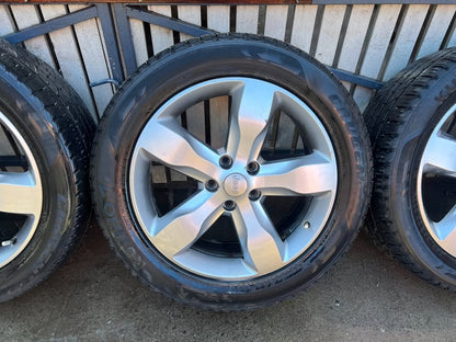 Jeep Cherokee 20" Alloy Wheels with Kumho Tyres