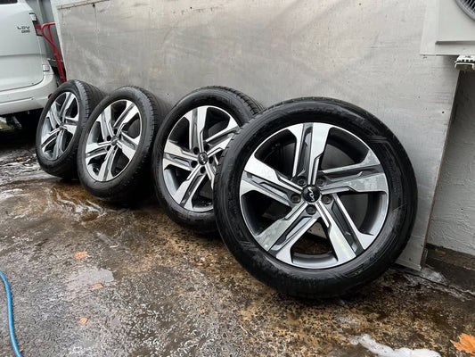 Kia Sorento 19” Alloy Wheels with Goodyear Tyres