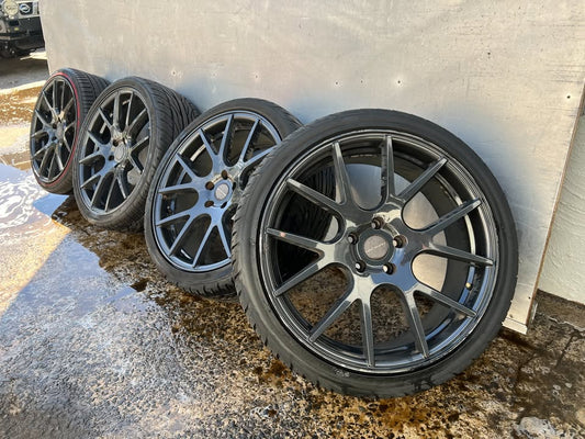 Auscar 20" Black Alloy Wheels with Excellent Tyres