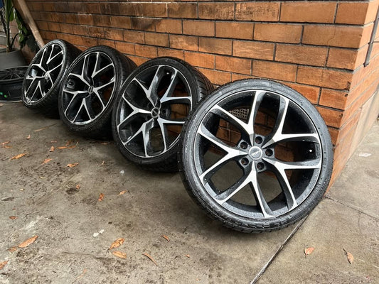 ROH 19” Alloy Wheels with Excellent Tyres