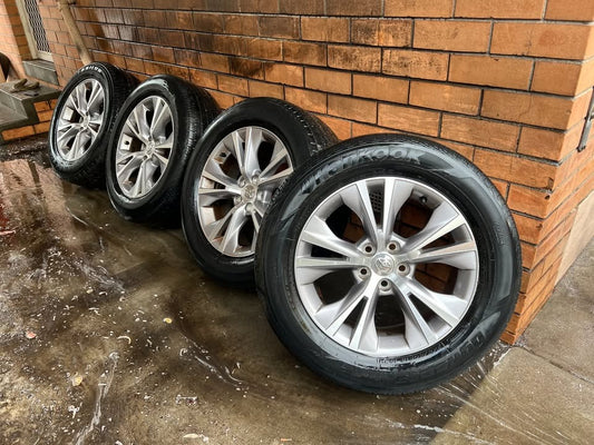 Toyota Kluger 18” Alloy Wheels with Good Tyres