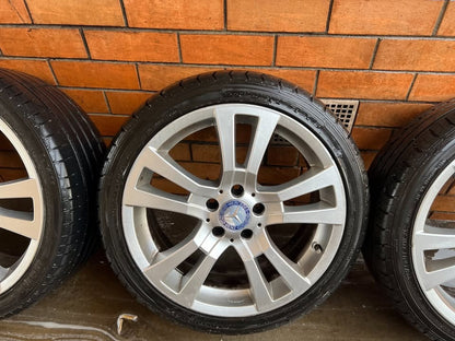 Mercedes Benz 18" Alloy Wheels with Excellent Tyres