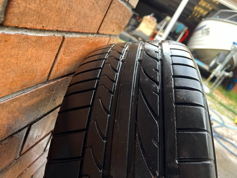 MG 17” Alloy Wheels with Good Tyres