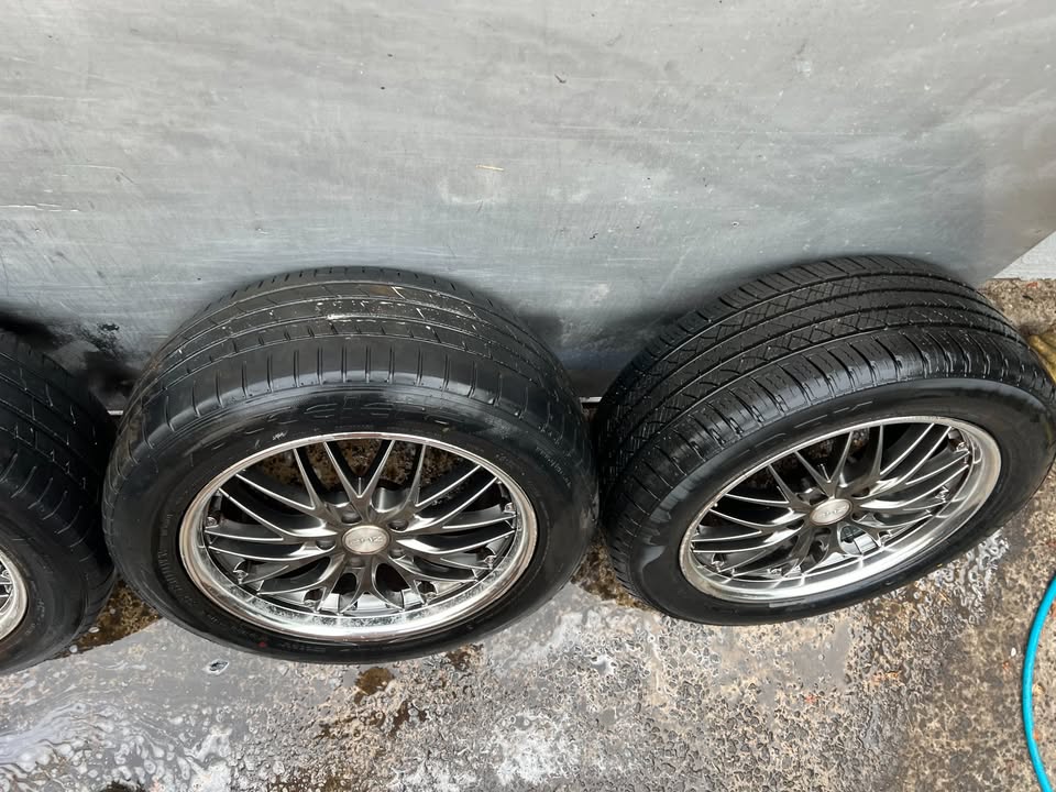 ANZ 18" Alloy Wheels with Tyres