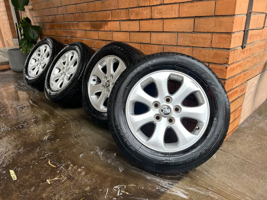 Holden Commodore VE 16" Alloy Wheels with Toyo Tyres